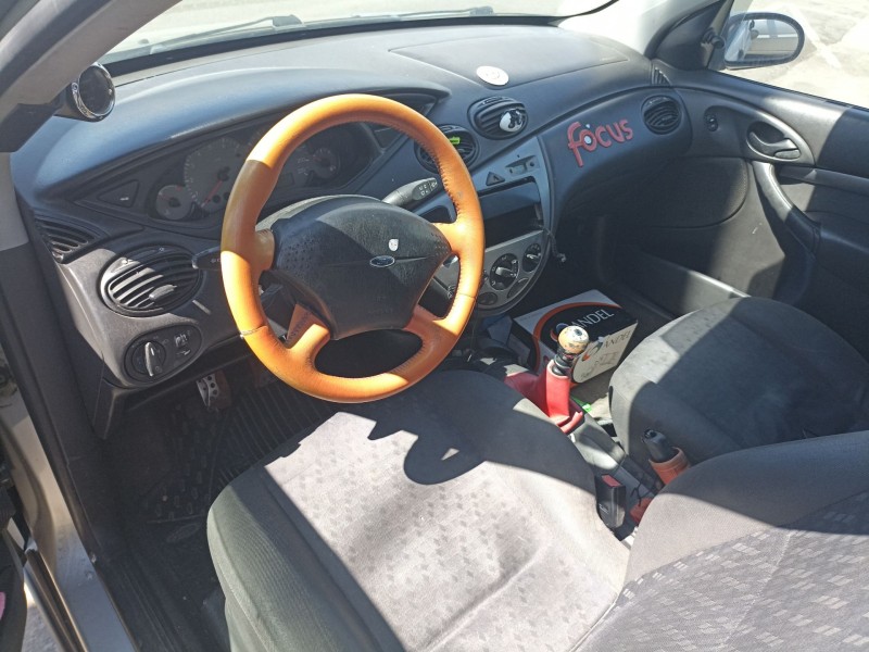 ford focus del año 1999