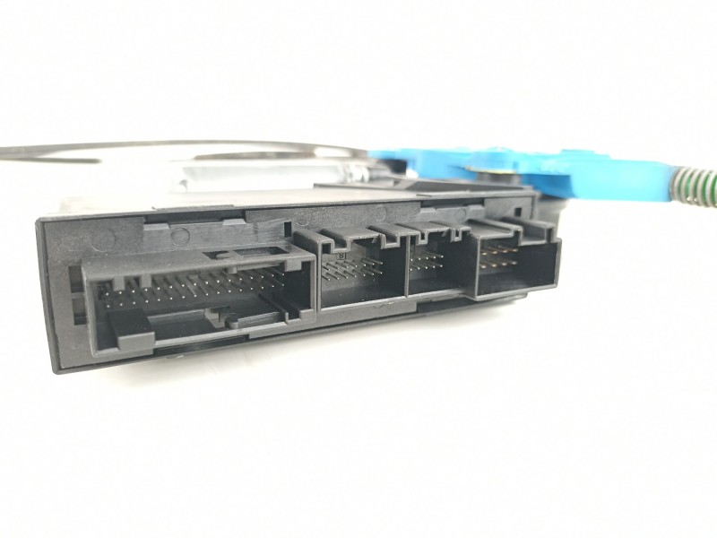 Recambio de elevalunas delantero derecho para seat exeo berlina (3r2) sport referencia OEM IAM 8E0837462C8E0260403T 10584520A 