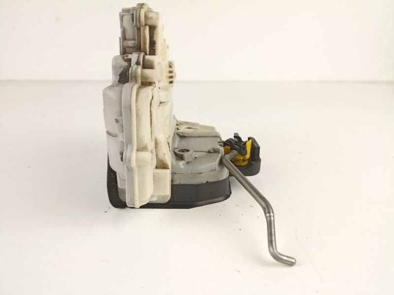 Recambio de cerradura puerta trasera derecha para seat exeo berlina (3r2) sport referencia OEM IAM 3R5945094B 8E0959 