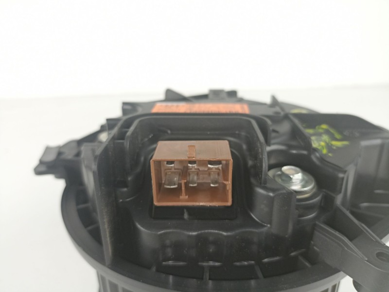 Recambio de motor calefaccion para seat exeo berlina (3r2) sport referencia OEM IAM 8E1820021E K01000CCW 