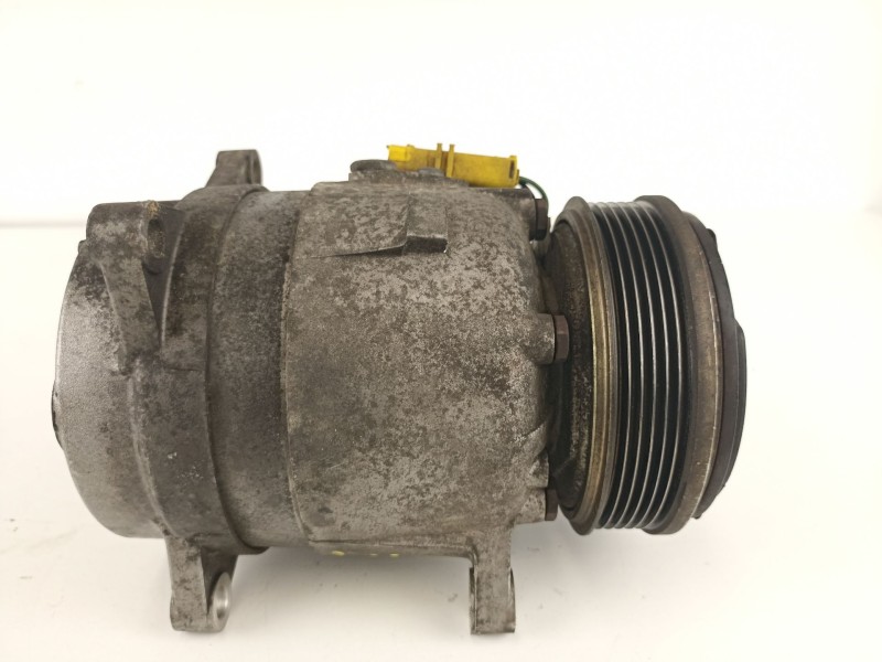 Recambio de compresor aire acondicionado para volkswagen golf iii berlina (1h1) 1.6 referencia OEM IAM 357820803R 1135512 042720