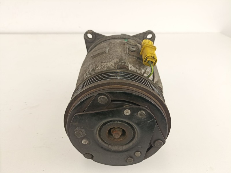 Recambio de compresor aire acondicionado para volkswagen golf iii berlina (1h1) 1.6 referencia OEM IAM 357820803R 1135512 042720