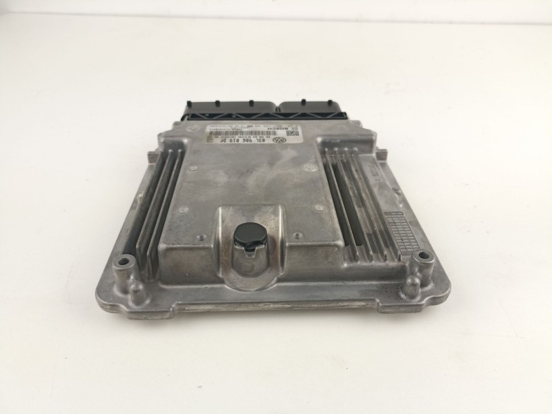 Recambio de centralita para seat exeo berlina (3r2) sport referencia OEM IAM 03L906019DF  