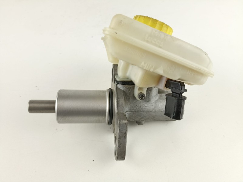 Recambio de bomba de freno para seat exeo berlina (3r2) sport referencia OEM IAM 8E0611021B  