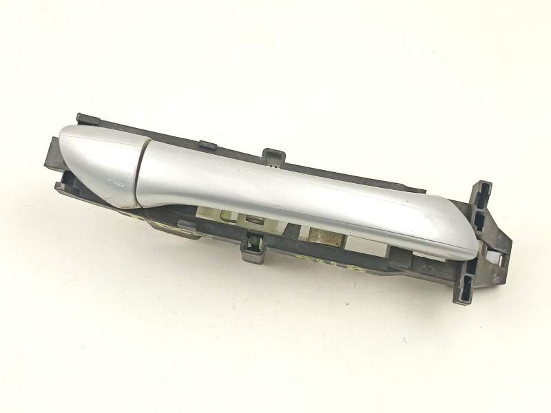 Recambio de manilla trasera derecha para mercedes-benz c220 2.2 cdi referencia OEM IAM A2037600434  A2117601870
