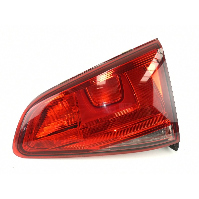 Recambio de piloto porton derecho para volkswagen golf vii 1.6 tdi 105 cv clha m1 bluemotion tecnology automatico referencia OEM