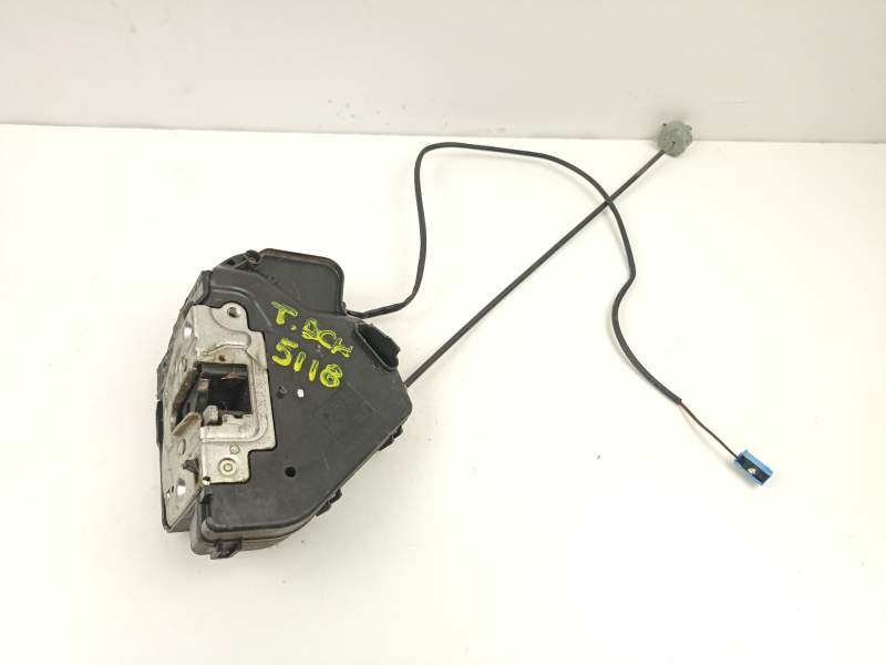 Recambio de cerradura puerta trasera derecha para mercedes-benz c220 2.2 cdi referencia OEM IAM A2037300235  