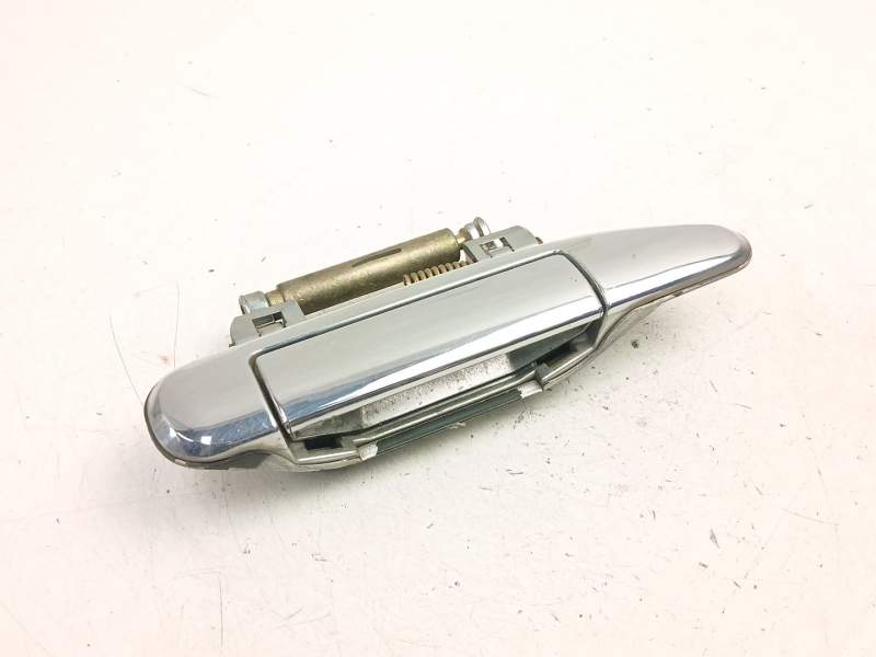 Recambio de manilla delantera derecha para nissan primera (p11) 2.0 td referencia OEM IAM 806069F500  