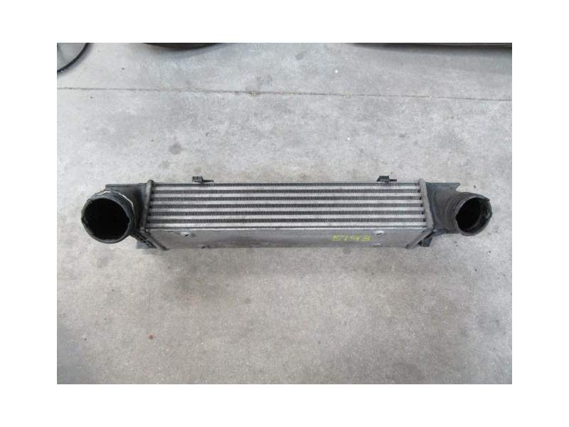 Recambio de radiador intercooler para bmw 120 2.0 td referencia OEM IAM 17517798788  
