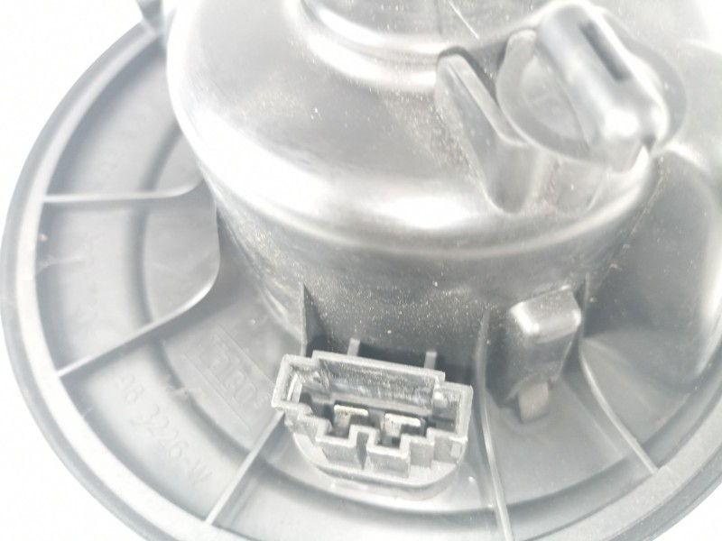 Recambio de motor calefaccion para volkswagen caddy ka/kb (2k) 1.9 tdi referencia OEM IAM 1K1819015 983226N 