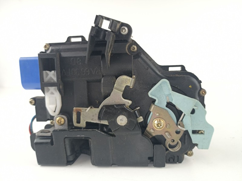 Recambio de cerradura puerta delantera derecha para volkswagen caddy ka/kb (2k) 1.9 tdi referencia OEM IAM 3D1837016  