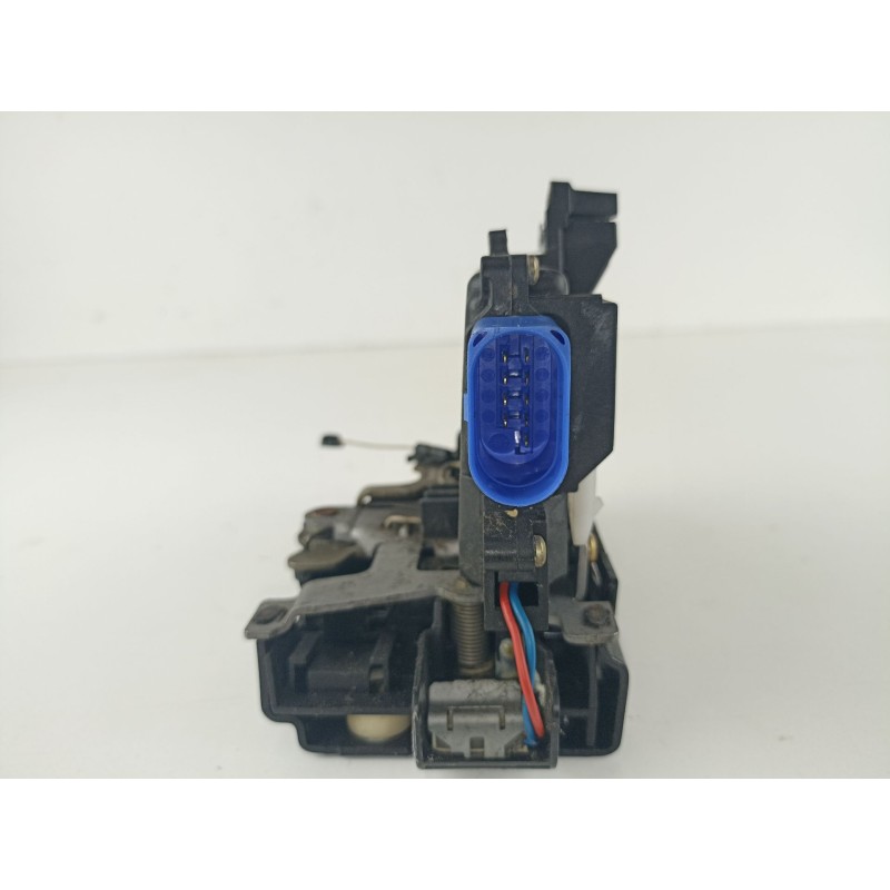 Recambio de cerradura puerta delantera derecha para volkswagen caddy ka/kb (2k) 1.9 tdi referencia OEM IAM 3D1837016  