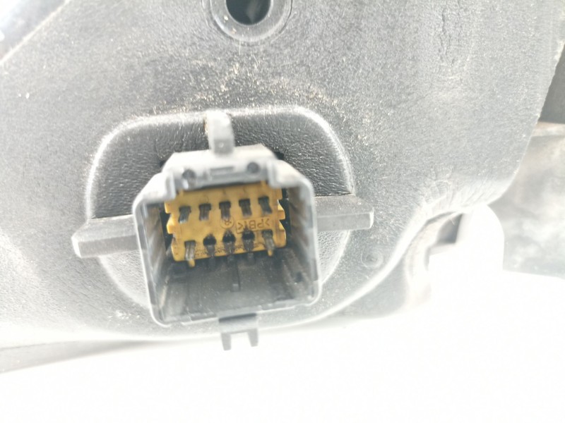 Recambio de retrovisor derecho para renault scenic ii 1.9 dci diesel referencia OEM IAM 7701068385 12354070 