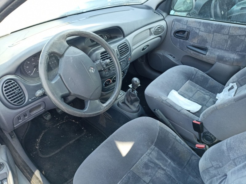renault megane i (ba0/1_) del año 2000