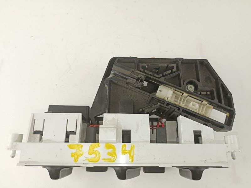 Recambio de mandos calefaccion aire para nissan primera berlina (p11) 1.6 16v cat referencia OEM IAM 275153J415  
