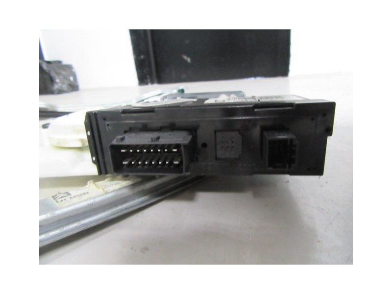 Recambio de elevalunas del-izdo : citroen c 5 : 2.0 hdi (108,77cv) [2002] para citroen c 5 2.0 hdi referencia OEM IAM   