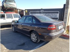volvo s40 berlina del año 1995 2