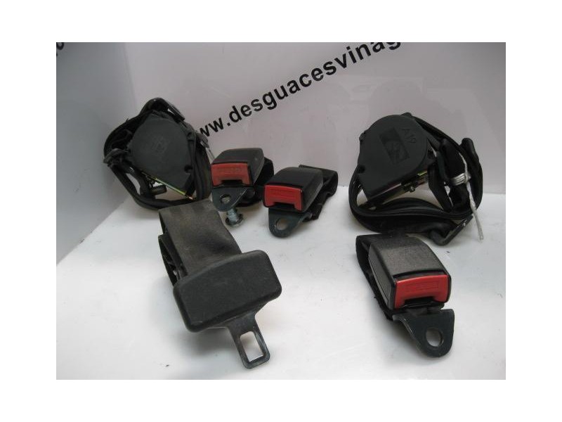 Recambio de cinturones traseros peugeot 306 ns 1995 para peugeot 306 1.4 g referencia OEM IAM   
