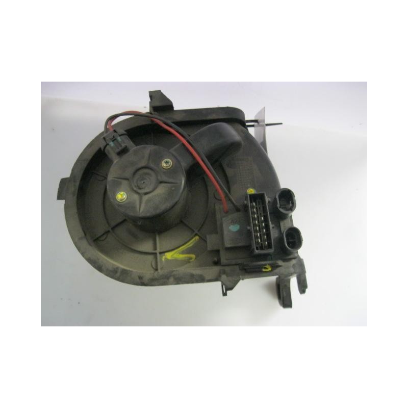 Recambio de motor calefaccion renault clio 19 td 2002 para renault clio 1.9 d referencia OEM IAM 1.271.212.0.0.  