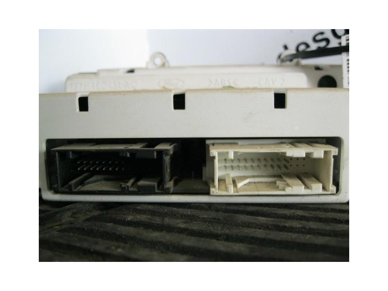 Recambio de mandos calefaccion aire para ford mondeo 2.0 td referencia OEM IAM A/C  