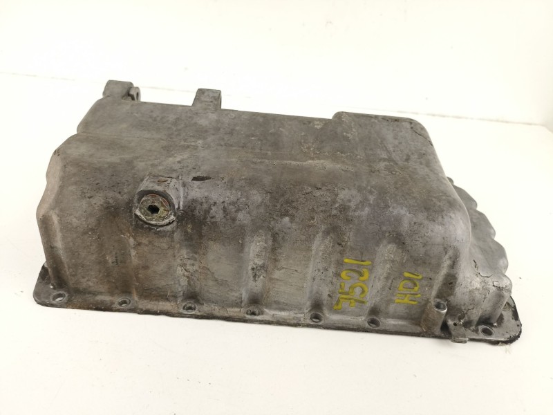 Recambio de carter aceite para citroen c5 2.0 hdi referencia OEM IAM 9641726880  