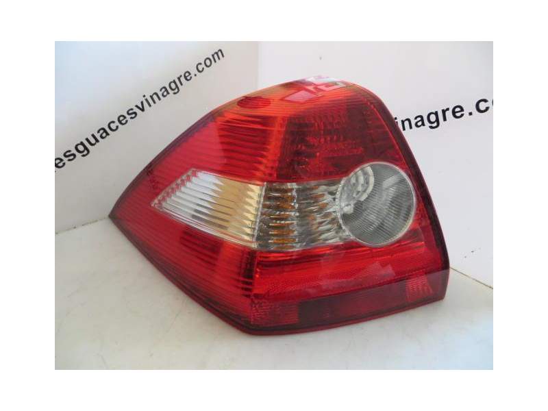 Recambio de piloto trasero izquierdo para renault megane 1.9 d /f9q b8 referencia OEM IAM   