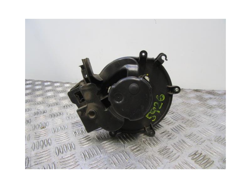 Recambio de motor calefaccion : m. benz c 220 : 2.2 cdi (142,76cv) 3p [2002] para m. benz c 220 2.2 cdi referencia OEM IAM   