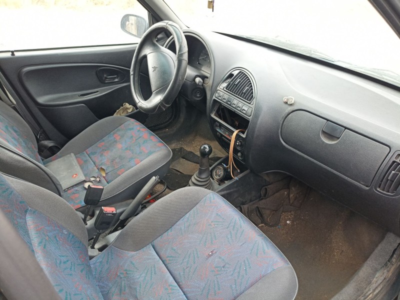 citroen saxo del año 1996