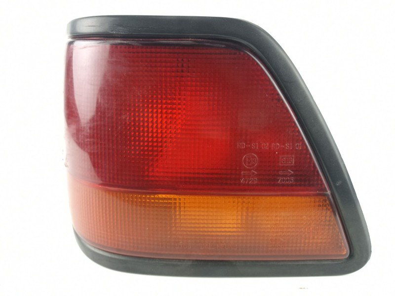 Recambio de piloto trasero derecho para daewoo aranos 1.8 g -c18le-g referencia OEM IAM 96185166  