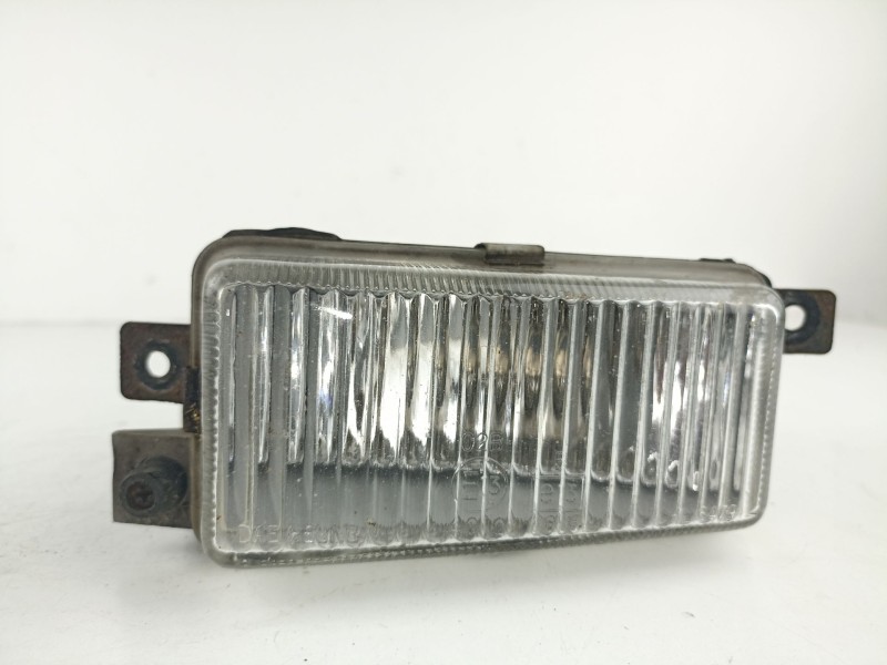 Recambio de antiniebla izquierdo para daewoo aranos 1.8 g -c18le-g referencia OEM IAM 96186479  