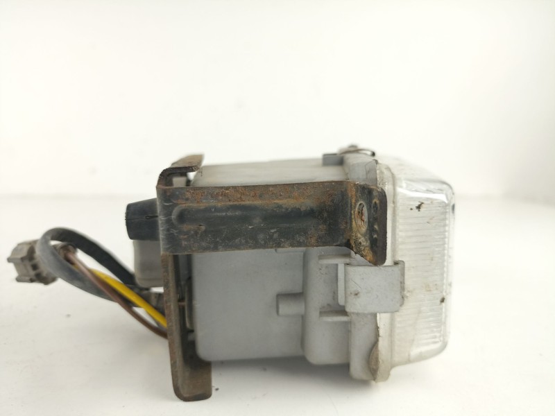 Recambio de antiniebla derecho para daewoo aranos 1.8 g -c18le-g referencia OEM IAM 96186480  