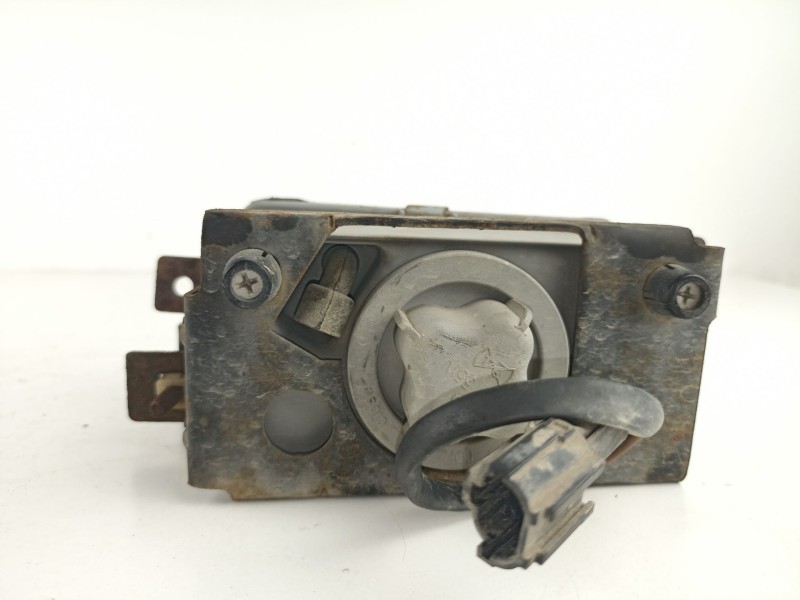 Recambio de antiniebla derecho para daewoo aranos 1.8 g -c18le-g referencia OEM IAM 96186480  