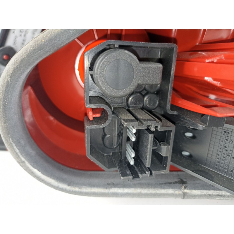 Recambio de piloto porton izquierdo para renault vel satis (bj0) 2.0 16v turbo referencia OEM IAM 89021293  