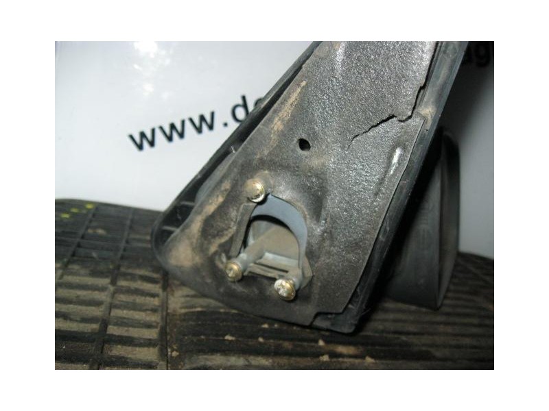 Recambio de retrovisor dcho. : peugeot 205 : 1.8 d-161a 5p [1987] para peugeot 205 1.8 d-161a  5p referencia OEM IAM GRIS  