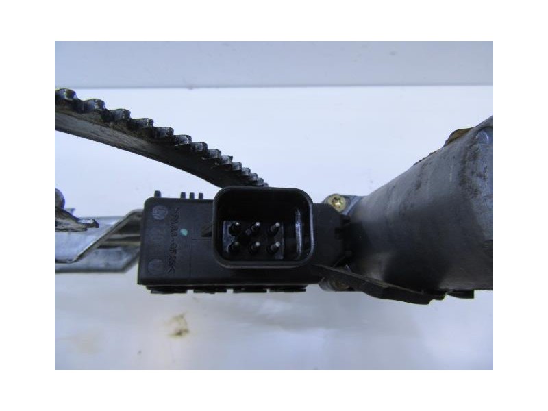 Recambio de elevalunas elec. del. dch. : opel zafira : 1.8 g (115,57cv) [1999] para opel zafira 1.8 g referencia OEM IAM CONFORT