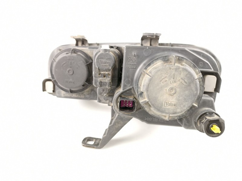 Recambio de faro derecho para mg zr 1.4 g referencia OEM IAM 89003770 XBC104960 