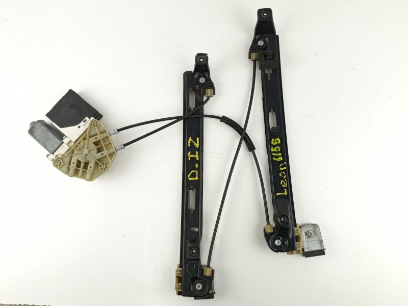 Recambio de elevalunas delantero izquierdo para seat leon 1.9 tdi ii referencia OEM IAM 1P0837461A1K0959293M  