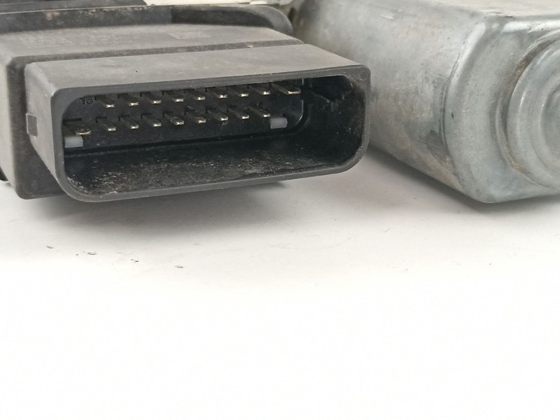 Recambio de elevalunas trasero derecho para seat leon 1.9 tdi ii referencia OEM IAM 1P0839462A  