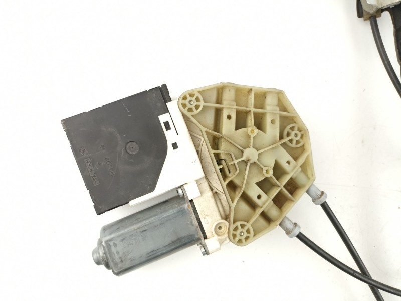 Recambio de elevalunas delantero derecho para seat leon 1.9 tdi ii referencia OEM IAM 1P0837462A1K0959793M  