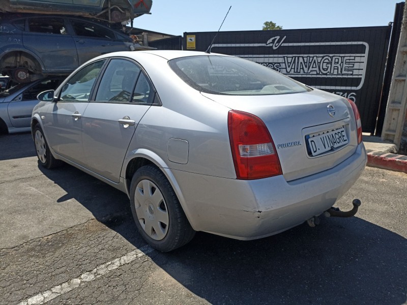 nissan primera berlina (p12) del año 2001