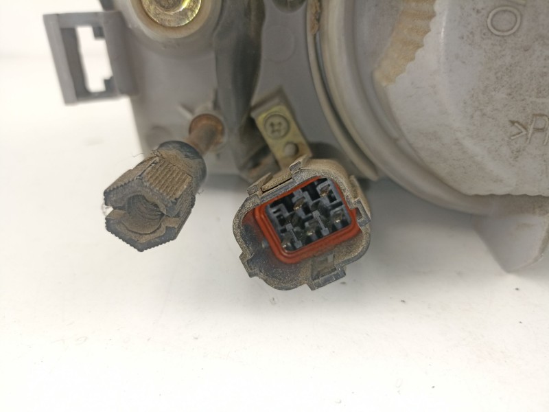 Recambio de faro izquierdo para daewoo aranos 1.8 g -c18le-g referencia OEM IAM 14480601 0301000625 