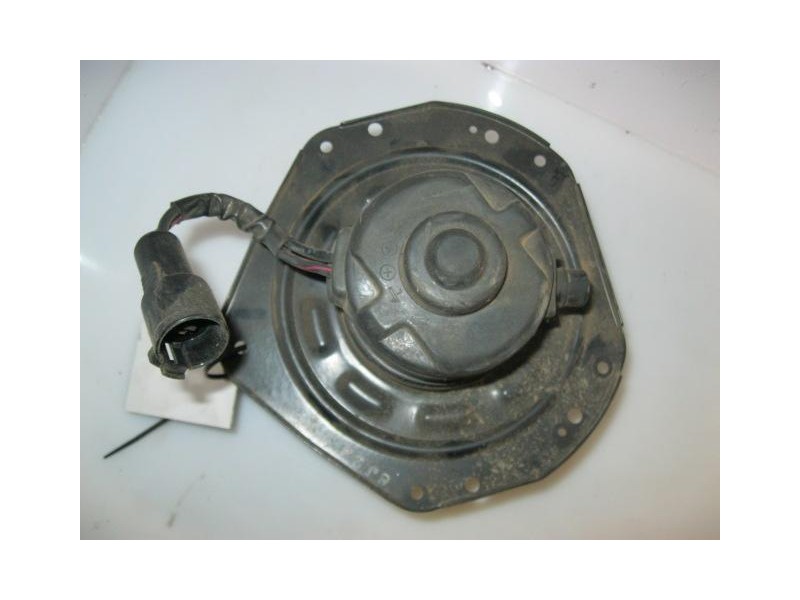 Recambio de motor calefacion daewoo aranos 20 gasolina 1998 para daewoo aranos 2.0 gasolina referencia OEM IAM 96168699  