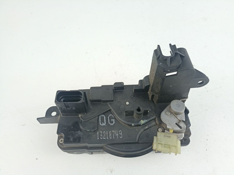 Recambio de cerradura puerta delantera derecha para opel astra 1.7 d referencia OEM IAM 13210749QG  