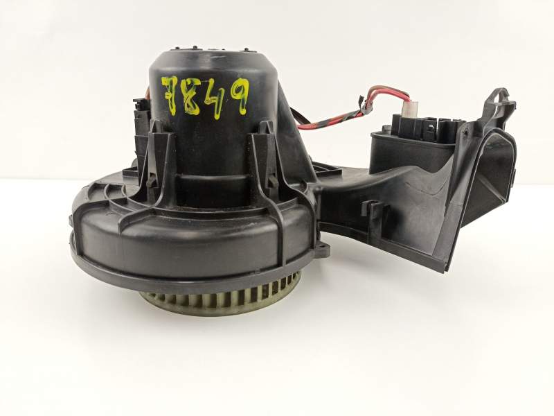 Recambio de motor calefaccion para opel meriva 1.7 16v cdti referencia OEM IAM 13124703 93446 