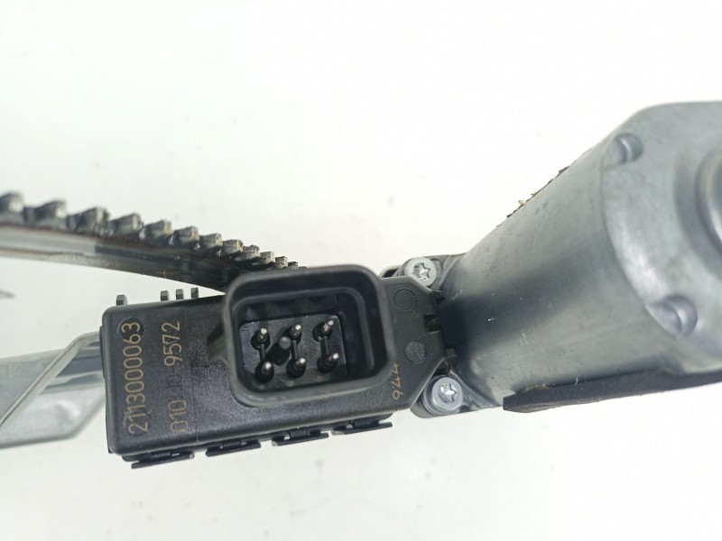 Recambio de elevalunas delantero derecho para opel astra 1.7 d referencia OEM IAM 13101481RH  