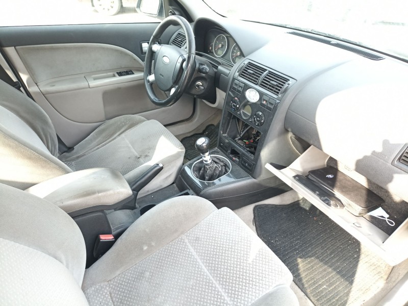 ford mondeo del año 2003