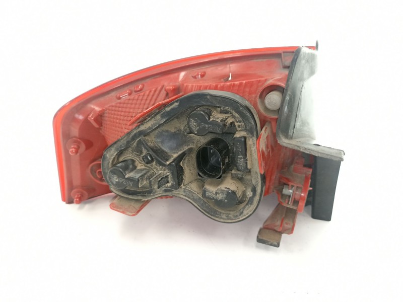 Recambio de piloto trasero derecho para seat exeo berlina (3r2) sport referencia OEM IAM 3R5945096C 89320221 