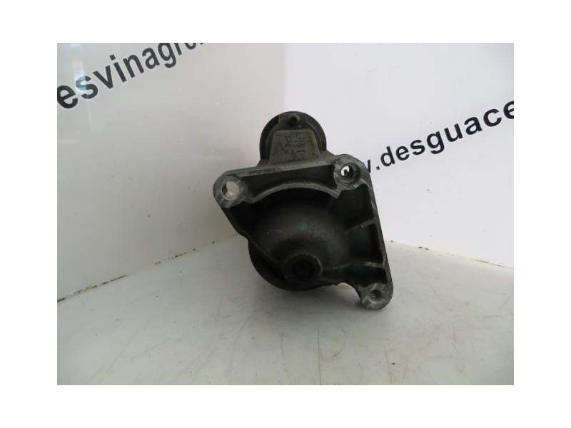 Recambio de motor arranque para renault safrane 2.3 d referencia OEM IAM D7R23  