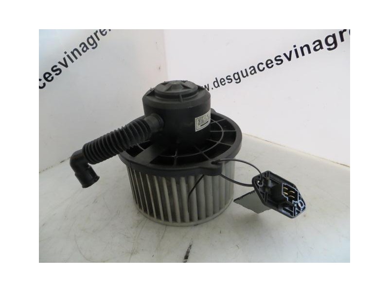 Recambio de motor calefacion hyundai h100 25 td d4cb crdi 5p 2007 para hyundai h100 2.5 td - d4cb (crdi) referencia OEM IAM 50A1