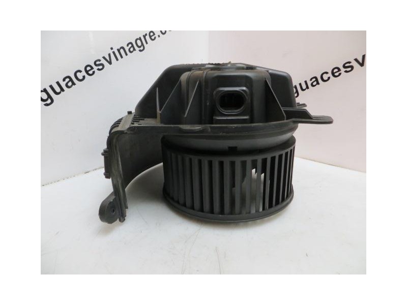 Recambio de motor calefacion renault scenic 19 dci f9q d812 5p 2003 para renault scenic 1.9 dci - f9q d812 referencia OEM IAM VA